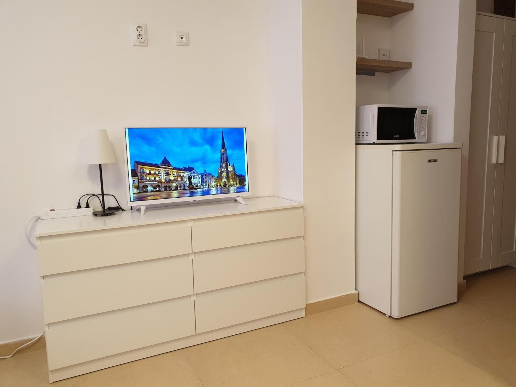 Podbara Center Leilighet Novi Sad Eksteriør bilde
